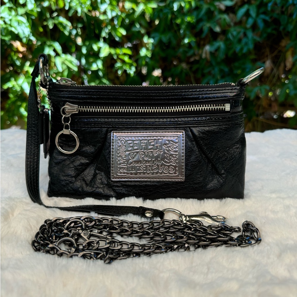 COACH POPPY wristlet/crossbody.